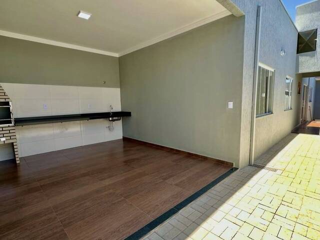 #9 - Casa para Venda em Pouso Alegre - MG