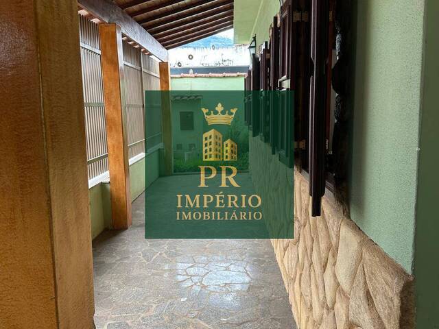 #81 - Casa para Venda em Congonhal - MG - 2